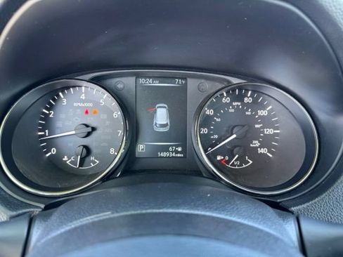 Used 2017 Nissan Rogue S AWD/4WD image 19