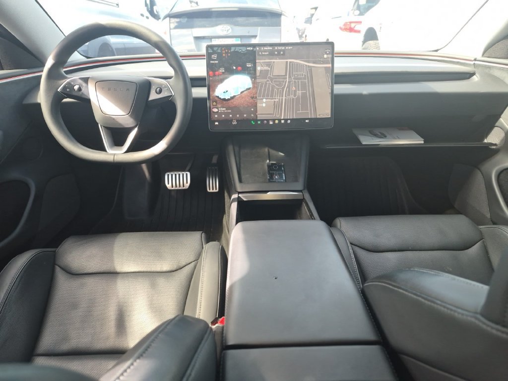 Used 2024 Tesla Model 3 Performance AWD/4WD image 5