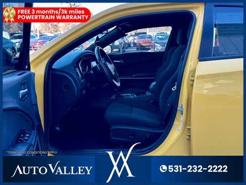 Used 2018 Dodge Charger R/T w/ Navigation & Travel Group image 14