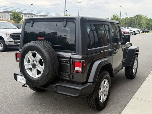 Used 2020 Jeep Wrangler Sport AWD/4WD image 6