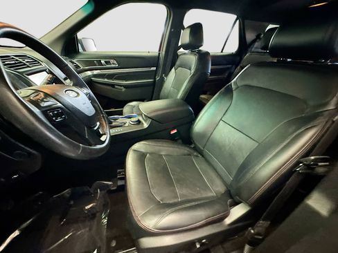 Used 2016 Ford Explorer Sport w/ Equipment Group 401A image 11