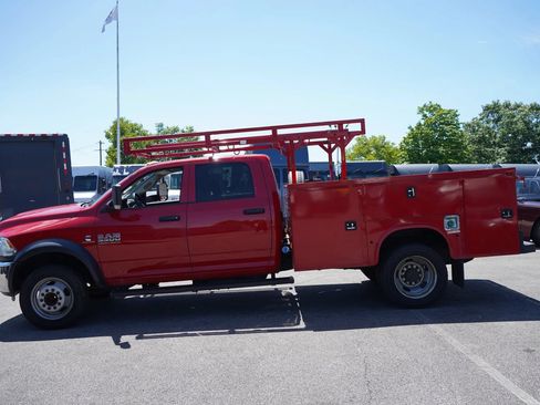 Used 2018 RAM 5500 Tradesman w/ Max Tow Package RWD image 3