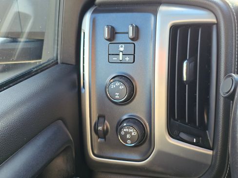 Used 2015 GMC Sierra 2500 SLE image 28