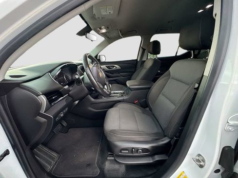 Used 2018 Chevrolet Traverse LT FWD image 5