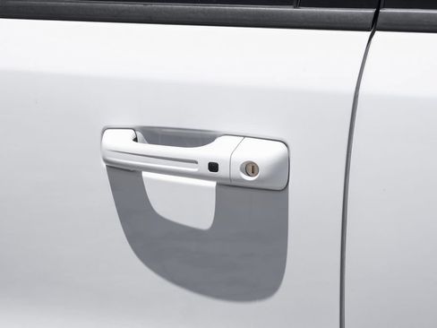 Used 2023 RAM 1500 Laramie AWD/4WD image 57