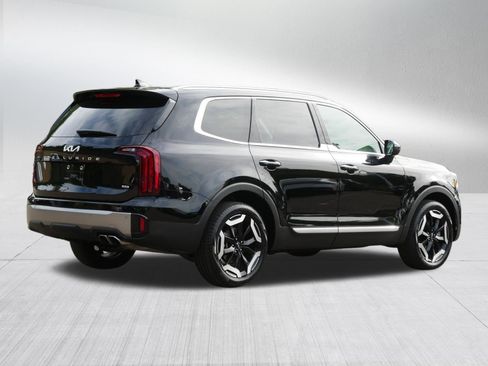 Certified 2025 Kia Telluride S AWD/4WD image 7