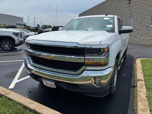 Used 2018 Chevrolet Silverado 1500 LT w/ All Star Edition AWD/4WD image 2