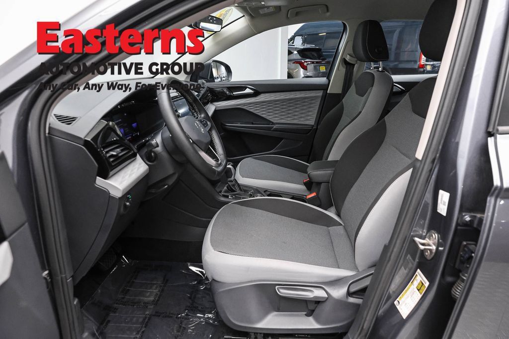 Used 2024 Volkswagen Taos S AWD/4WD image 16