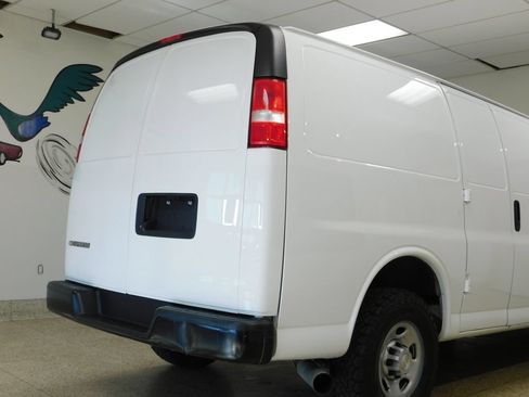 Used 2021 Chevrolet Express 2500 w/ Driver Convenience Package RWD image 57