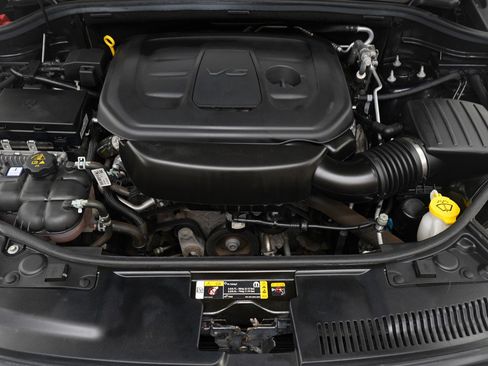 Used 2022 Dodge Durango GT image 35