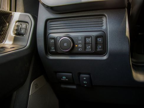 New 2025 Ford F250 Lariat w/ Lariat Ultimate Package image 51