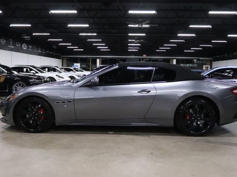 Used 2016 Maserati GranTurismo Sport image 3