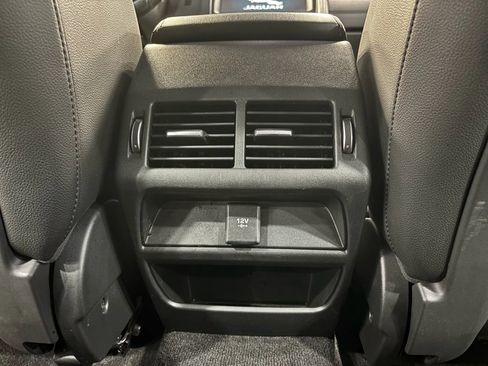 Used 2018 Jaguar E-PACE S image 18