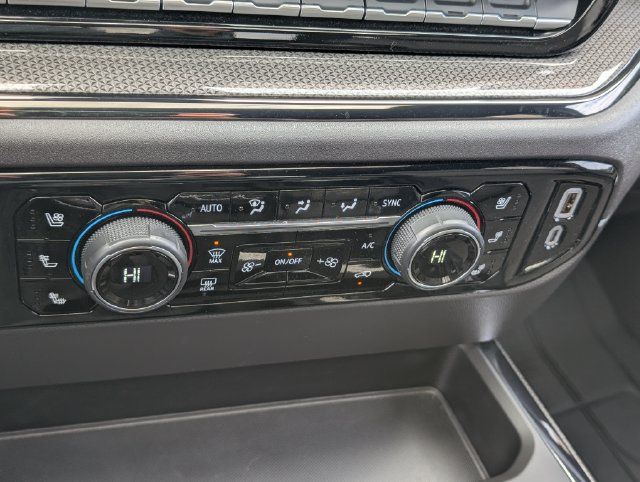 Used 2025 Chevrolet Silverado 1500 ZR2 w/ Technology Package AWD/4WD image 28