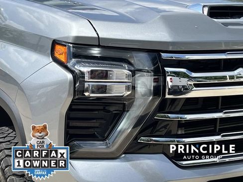 Used 2025 Chevrolet Silverado 2500 LTZ w/ LTZ Premium Texas Edition AWD/4WD image 10