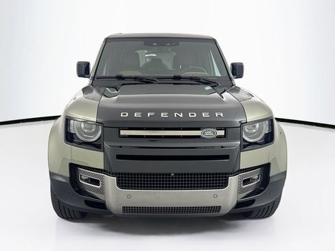 Used 2024 Land Rover Defender 110 X AWD/4WD image 2
