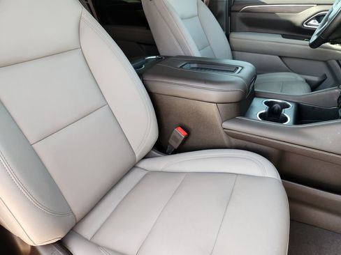 Used 2023 Chevrolet Tahoe Z71 w/ Luxury Package image 15