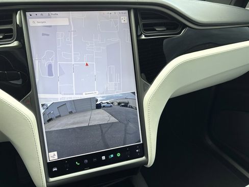 Used 2018 Tesla Model X 75D AWD/4WD image 41