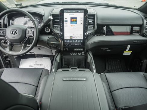 New 2026 RAM 2500 Limited AWD/4WD image 24