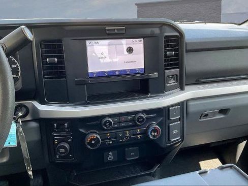 Certified 2025 Ford F250 XLT w/ 360-Degree Camera Package AWD/4WD image 10