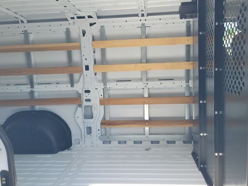 Used 2025 RAM ProMaster 2500 w/ U-Haul Equipment Group FWD image 11