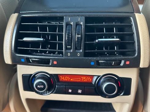 Used 2012 BMW X5 xDrive35i image 16