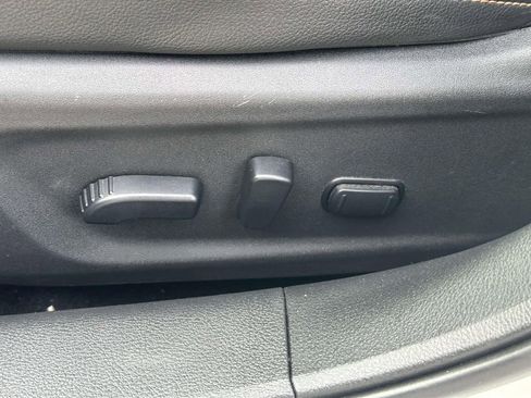 Used 2020 Nissan Altima 2.5 SR w/ Premium Package image 16