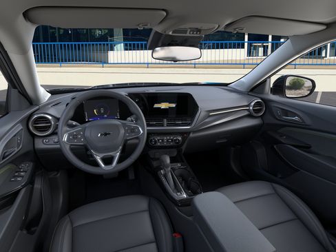 New 2026 Chevrolet Trax ACTIV FWD image 15
