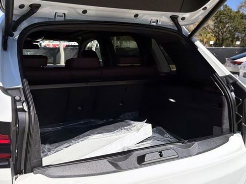 New 2026 BMW X5 xDrive40i w/ M Sport Package image 8