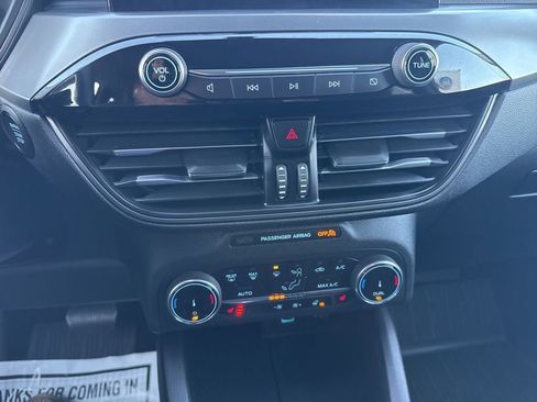 Certified 2023 Ford Escape Active image 5