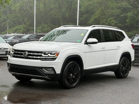 Used 2018 Volkswagen Atlas SEL AWD/4WD image 3