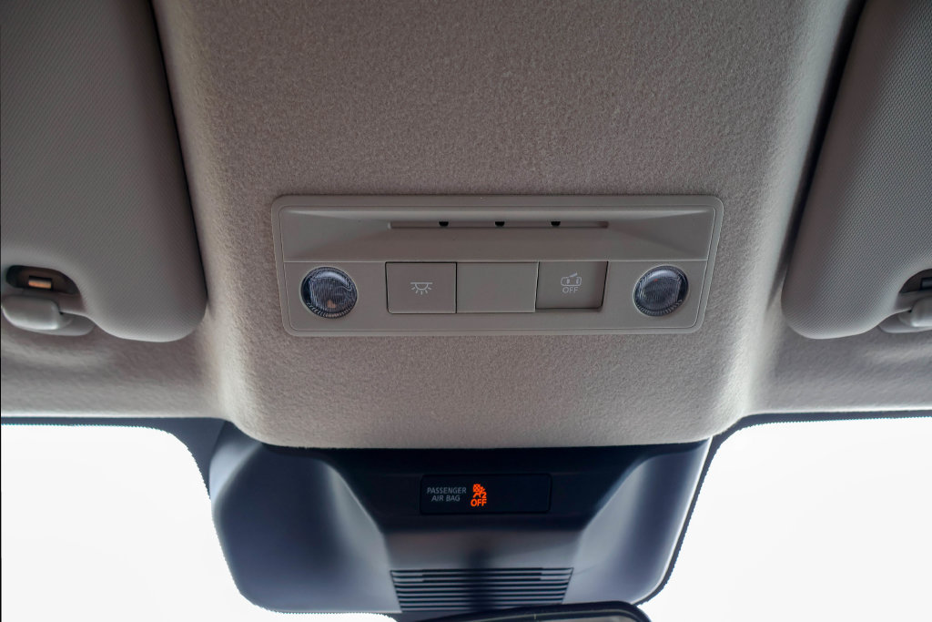 New 2027 Nissan Kicks SV FWD image 16