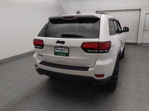 Used 2021 Jeep Grand Cherokee Freedom Edition AWD/4WD image 7