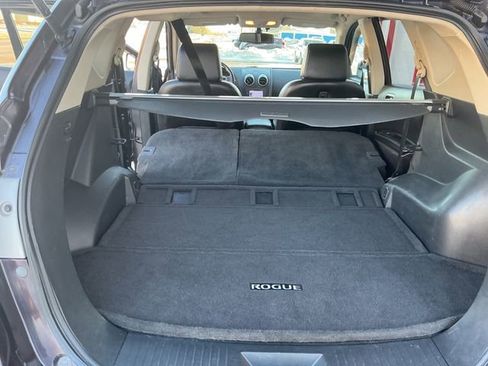 Used 2012 Nissan Rogue SL image 44