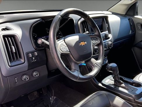 Used 2021 Chevrolet Colorado Z71 AWD/4WD image 13