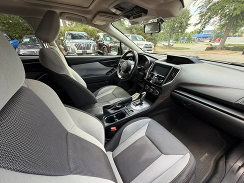 Used 2021 Subaru Crosstrek 2.0i Premium w/ Moonroof Package AWD/4WD image 10