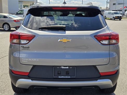 Used 2023 Chevrolet TrailBlazer LT image 11