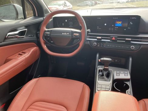 New 2026 Kia Sportage SX image 12