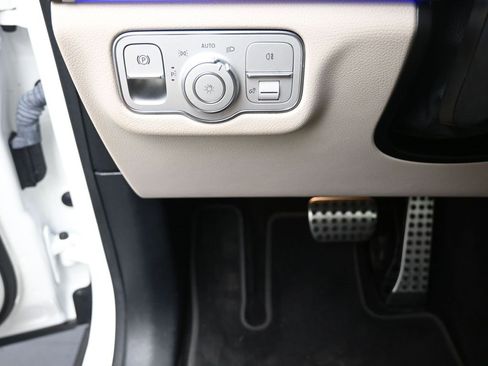 Used 2021 Mercedes-Benz GLS 580 GLS 580 image 16