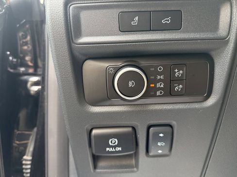 Used 2024 Ford Expedition Max Limited image 15