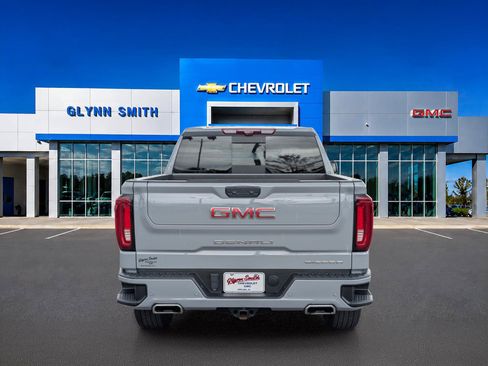 Used 2024 GMC Sierra 1500 Denali w/ Technology Package RWD image 9