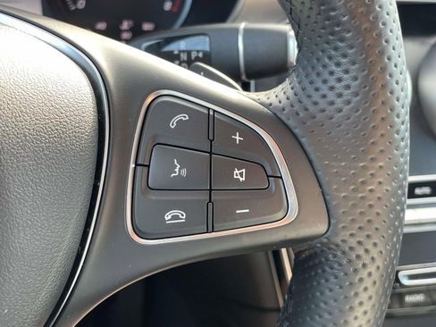 Used 2017 Mercedes-Benz GLC 300 4MATIC image 23