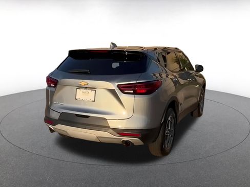 Used 2025 Chevrolet Blazer LT image 12