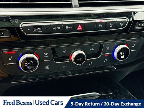 Used 2018 Audi Q7 3.0T Premium Plus w/ Premium Plus Package image 17