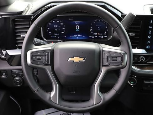 Used 2026 Chevrolet Silverado 1500 LT AWD/4WD image 24