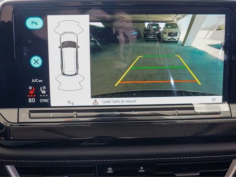 New 2026 Volkswagen Atlas SE image 11