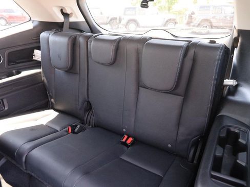 Used 2022 Subaru Ascent Touring w/ Popular Package #2A AWD/4WD image 12