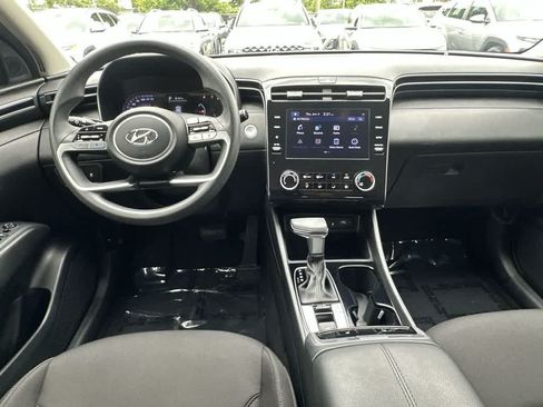 Used 2023 Hyundai Tucson SEL FWD image 17