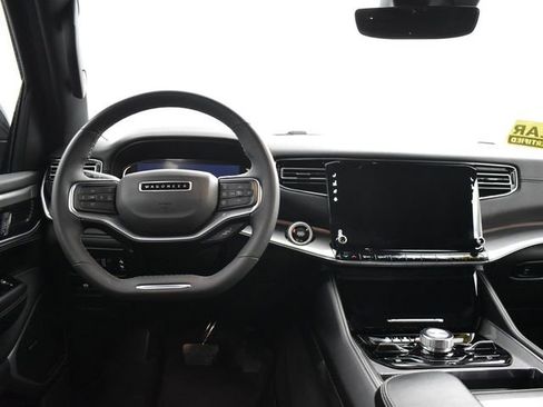 Used 2022 Jeep Wagoneer Series III image 34