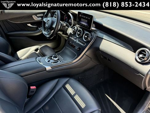 Used 2018 Mercedes-Benz GLC 300 4MATIC Coupe image 36